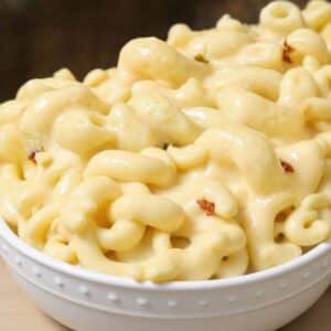 Creamy Slow Cooker Mac and Cheese Recipe | Easy No-Boil