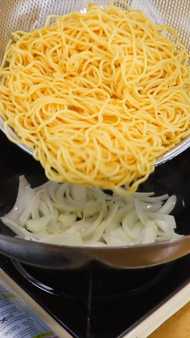 Easy Beef Lo Mein Recipe: Better Than Takeout 1 Easy Beef Lo Mein Recipe: Better Than Takeout