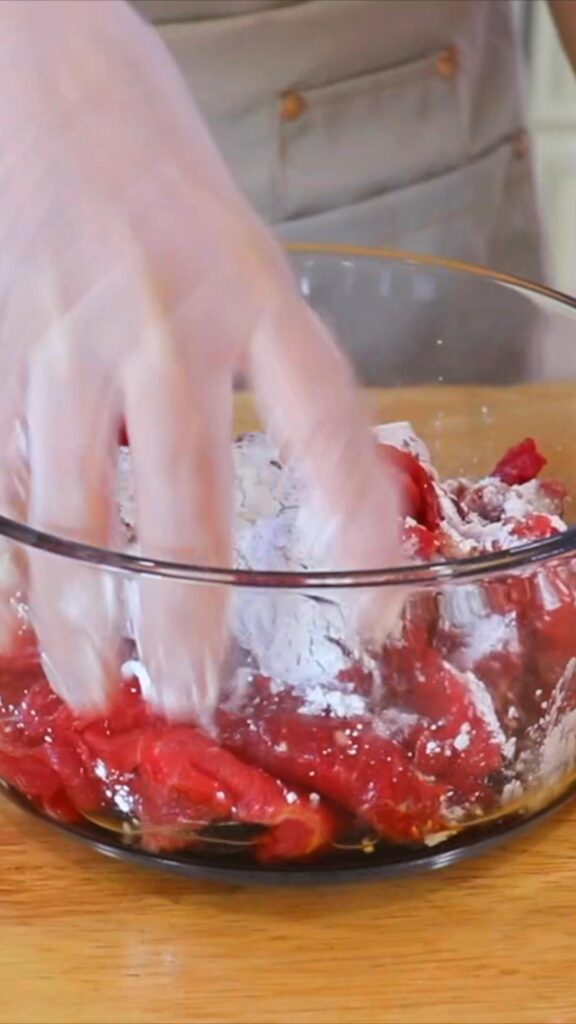 Easy Beef Lo Mein Recipe (Better Than Takeout)