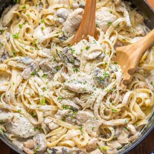 Creamy Chicken Fettuccine Alfredo Recipe with Mushrooms