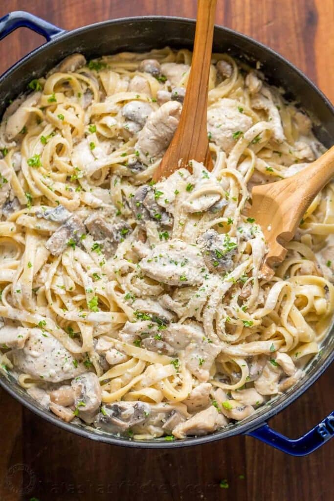 Creamy Chicken Fettuccine Alfredo Recipe with Mushrooms