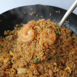 Classic Shrimp Fried Rice Recipe (Quick & Easy) 4 Classic Shrimp Fried Rice Recipe (Quick & Easy)