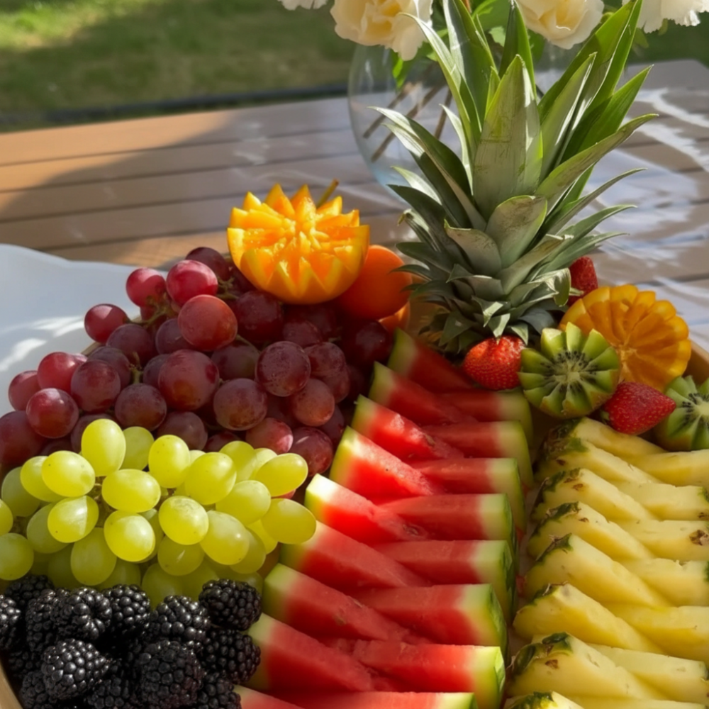 Ultimate Fresh Fruit Board: A Stunning Party Centerpiece 1 Ultimate Fresh Fruit Board: A Stunning Party Centerpiece