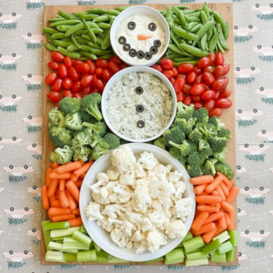 Festive Snowman Veggie Board: Easy Holiday Appetizer 4 Festive Snowman Veggie Board: Easy Holiday Appetizer