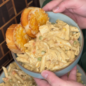 Crock Pot Chicken Pot Pie Pasta (With Beef & Penne) 4 Crock Pot Chicken Pot Pie Pasta (With Beef & Penne)