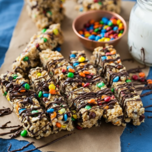 Quick & Easy Unbaked Chewy Oat Snack Bars (Kid-Friendly) 4 Quick & Easy Unbaked Chewy Oat Snack Bars (Kid-Friendly)