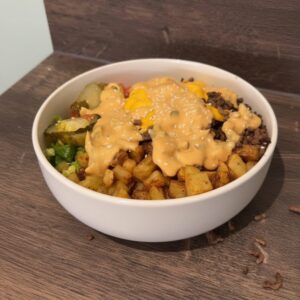 Ultimate Deconstructed Cheeseburger Bowl Recipe 4 burger bowl featured 1781990650778