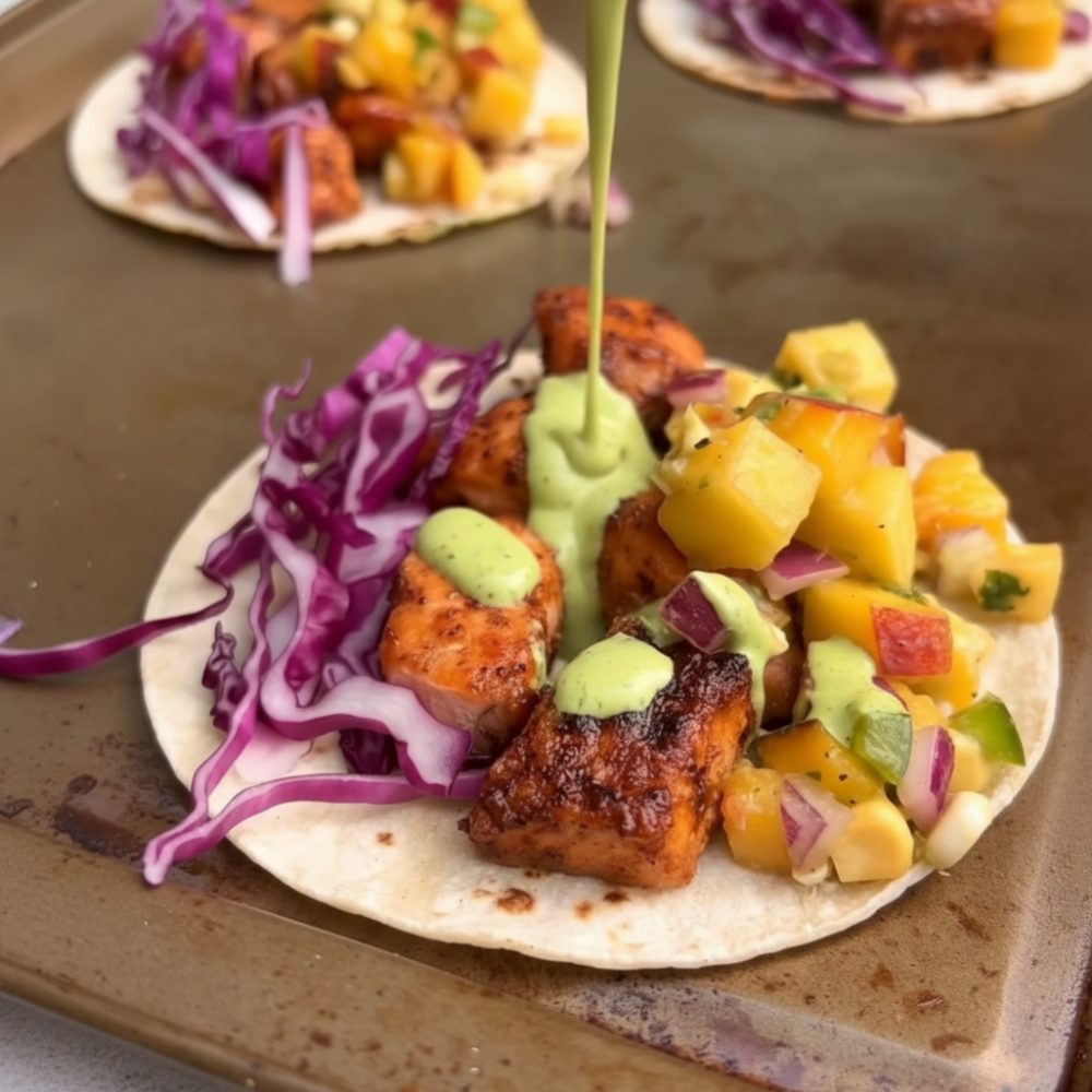 Chipotle Lime Salmon Tacos: Fresh Summer Recipe 1 chipotle lime salmon tacos featured 1782842151758
