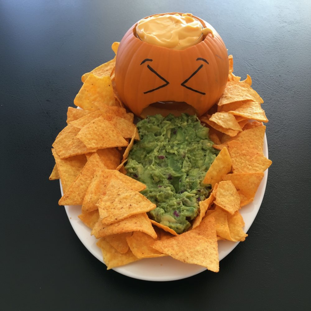 Spooky Halloween Nachos: The Ultimate Party Platter Recipe 1 Spooky Halloween Nachos: The Ultimate Party Platter Recipe
