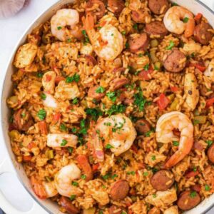 30-Minute One Pot Jambalaya with Beef Sausage & Shrimp 4 one pot jambalaya featured 1783310024935